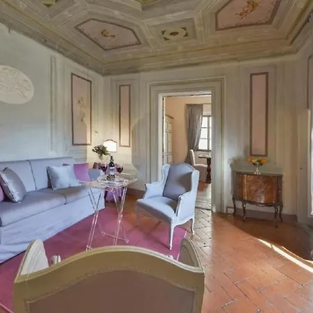 Appartement Maggio Frescoes By Vacavilla *