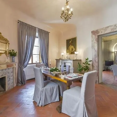 Maggio Frescoes By Vacavilla *